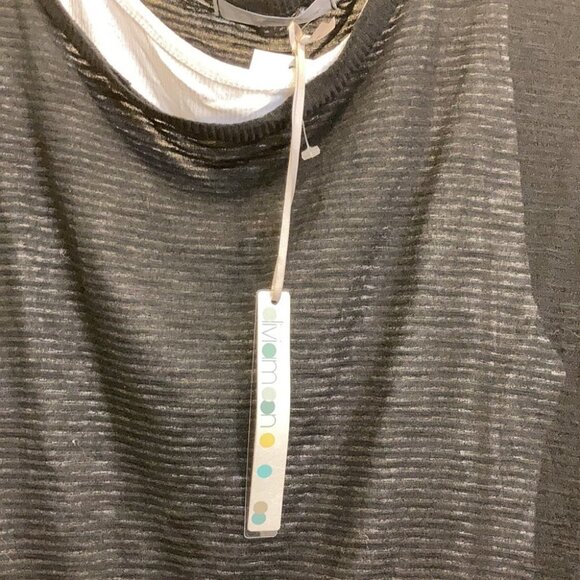 OLIVIA MOON Sz L 2 Layer Soft Drapy Top NWT - Picture 2 of 3
